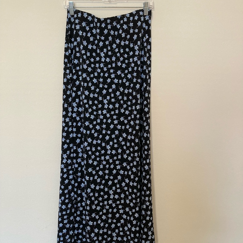 Floral print midi skirt
